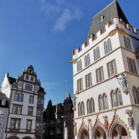 Holiday home Gluecksnest Hetzerath